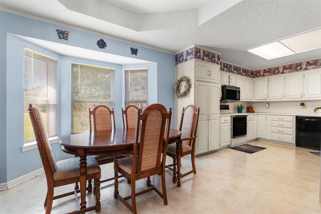 112 Timberview Drive Waco, TX 76705 - Photo 13 of 30