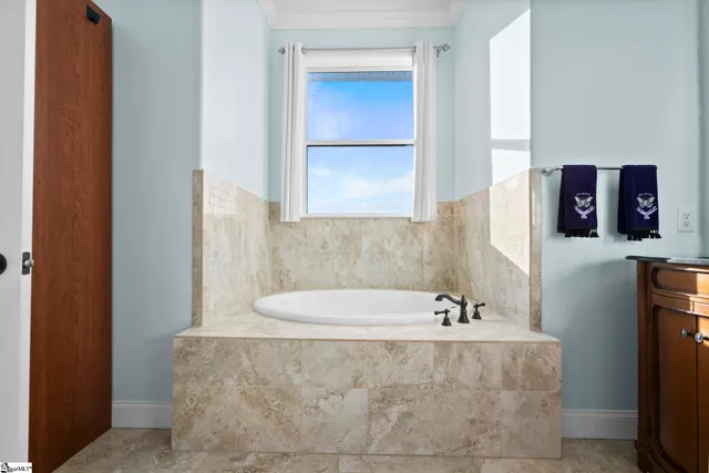 $725,000 | 240 Wilkins Road, Campobello, SC 29322