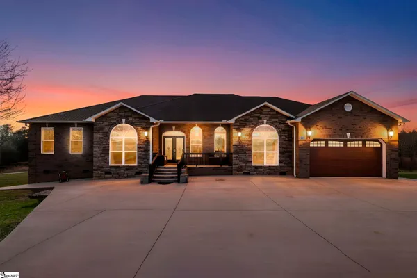 $715,000 | 240 Wilkins Road, Campobello, SC 29322