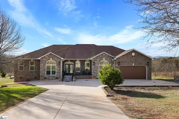 $715,000 | 240 Wilkins Road, Campobello, SC 29322