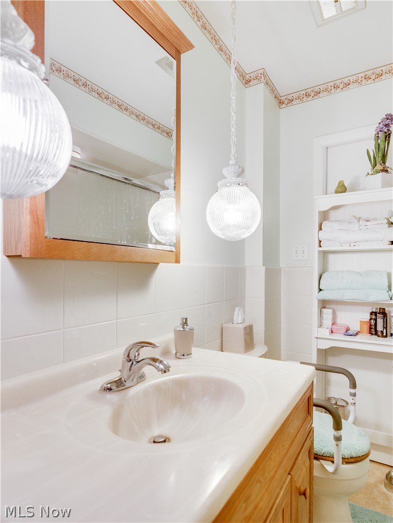 288 Yager Road Clinton, OH 44216 - Photo 27 of 27 Full bath with large shower