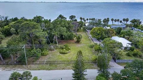 $1,879,988 | 8258 Longbay Boulevard, Sarasota, FL 34243