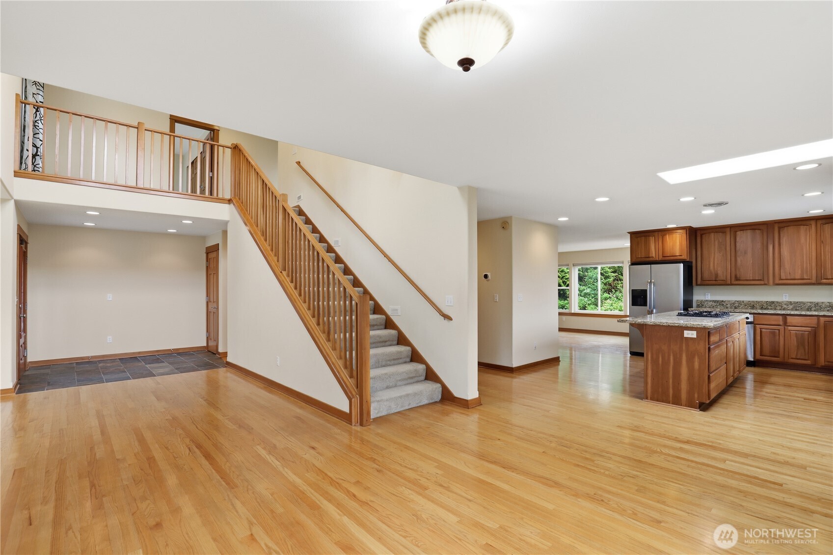 1963 Northwest Rampart Ridge Court Bremerton, WA 98311 - Photo 5 of 40