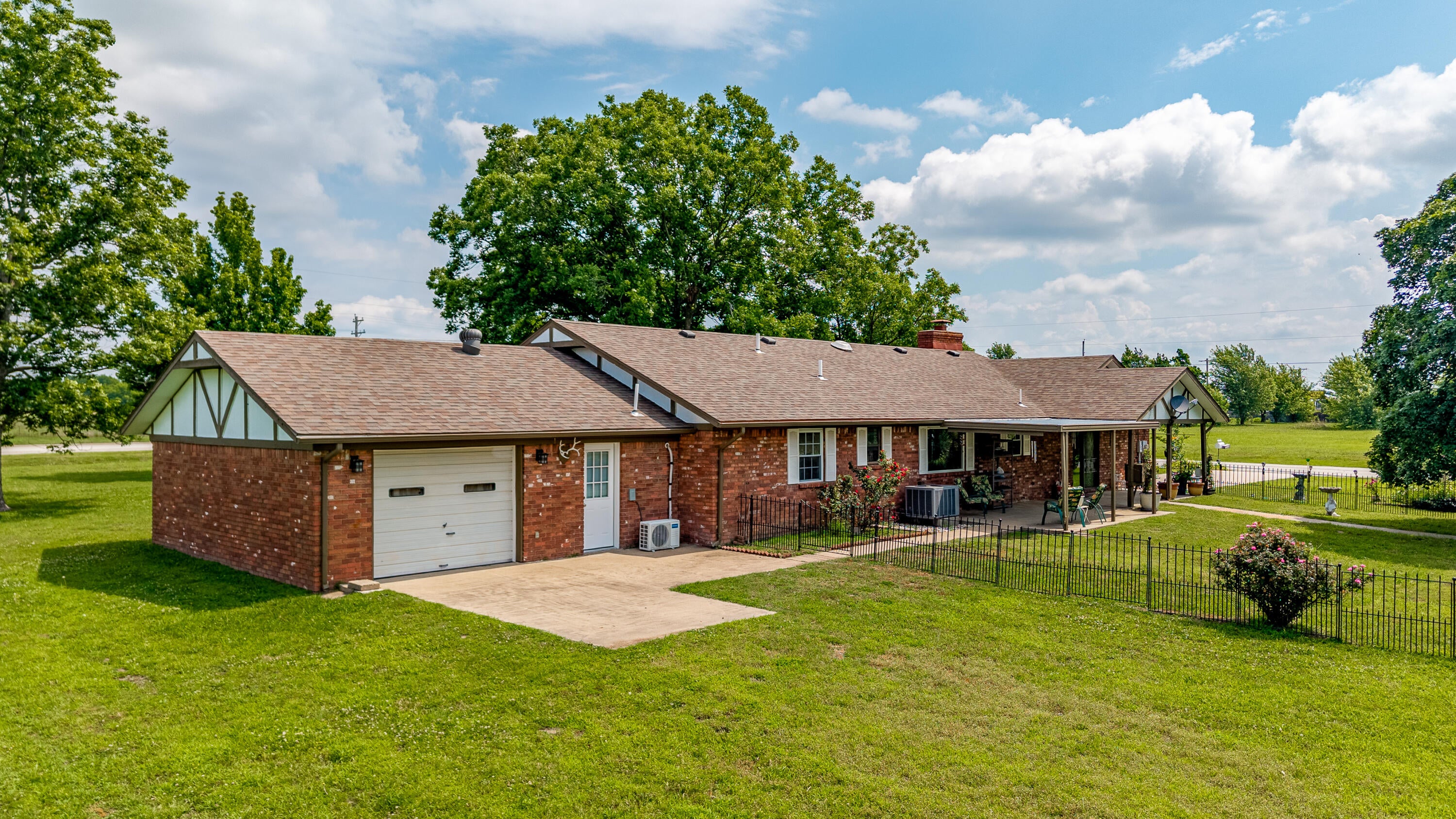10051 South 609 Road Miami, OK 74354 - Photo 6 of 43 Gallery Image 6