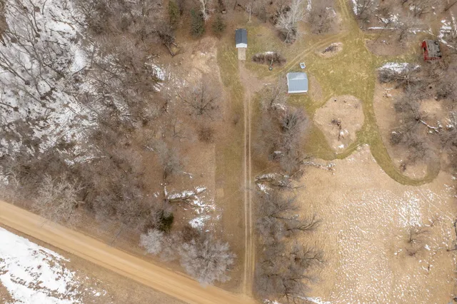 $125,000 | 44652 423rd Street, Windom, MN 56101