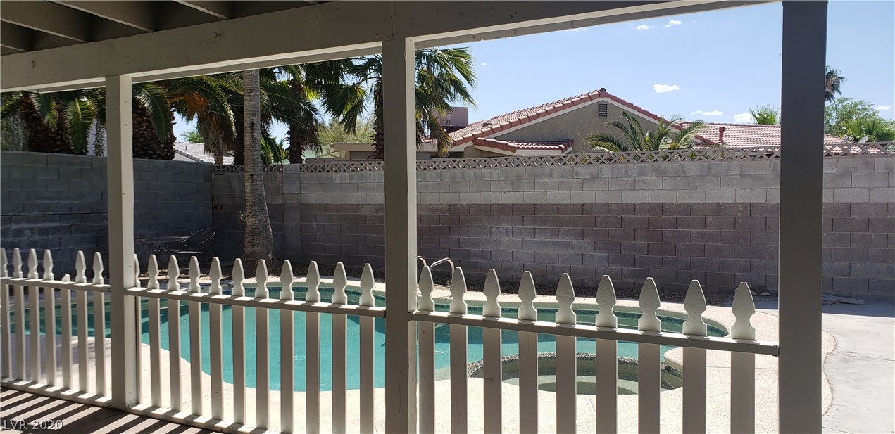 2000 Springview Drive Las Vegas, NV 89146 - Photo 5 of 6