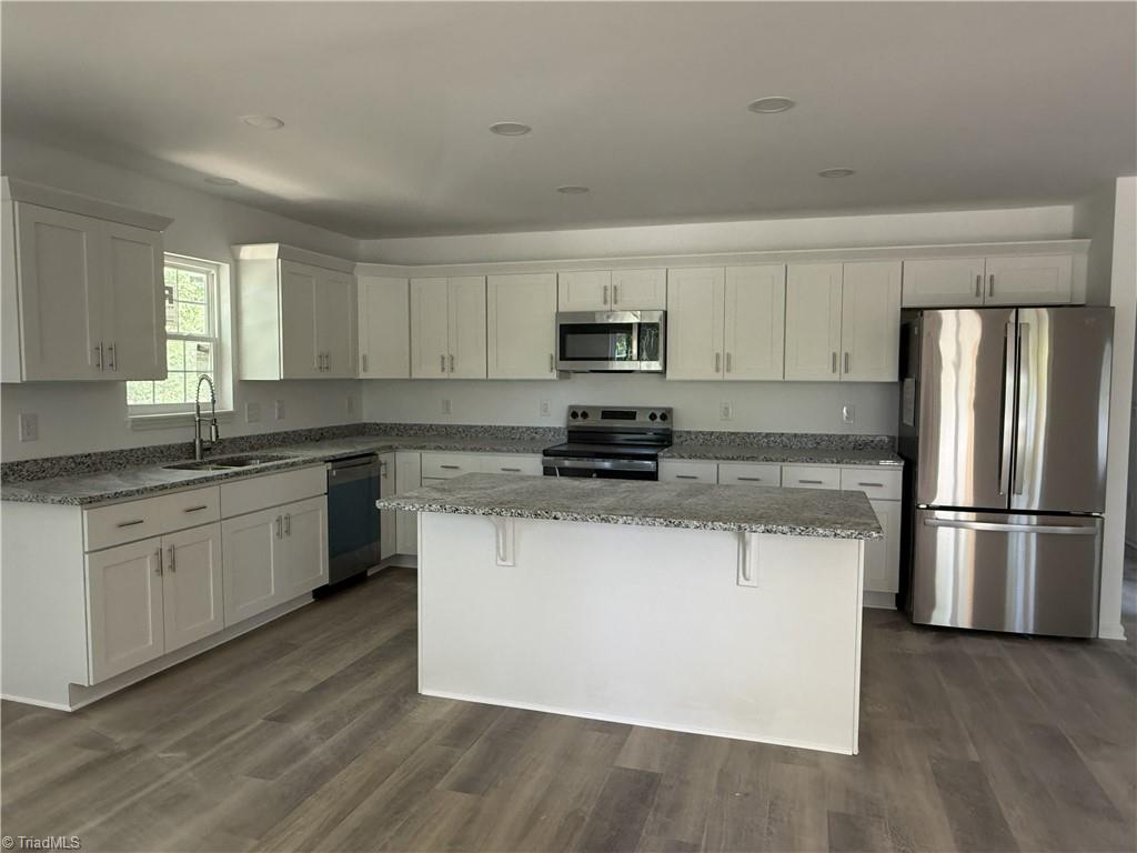 219 Tower Road Thomasville, NC 27360 - Photo 8 of 33