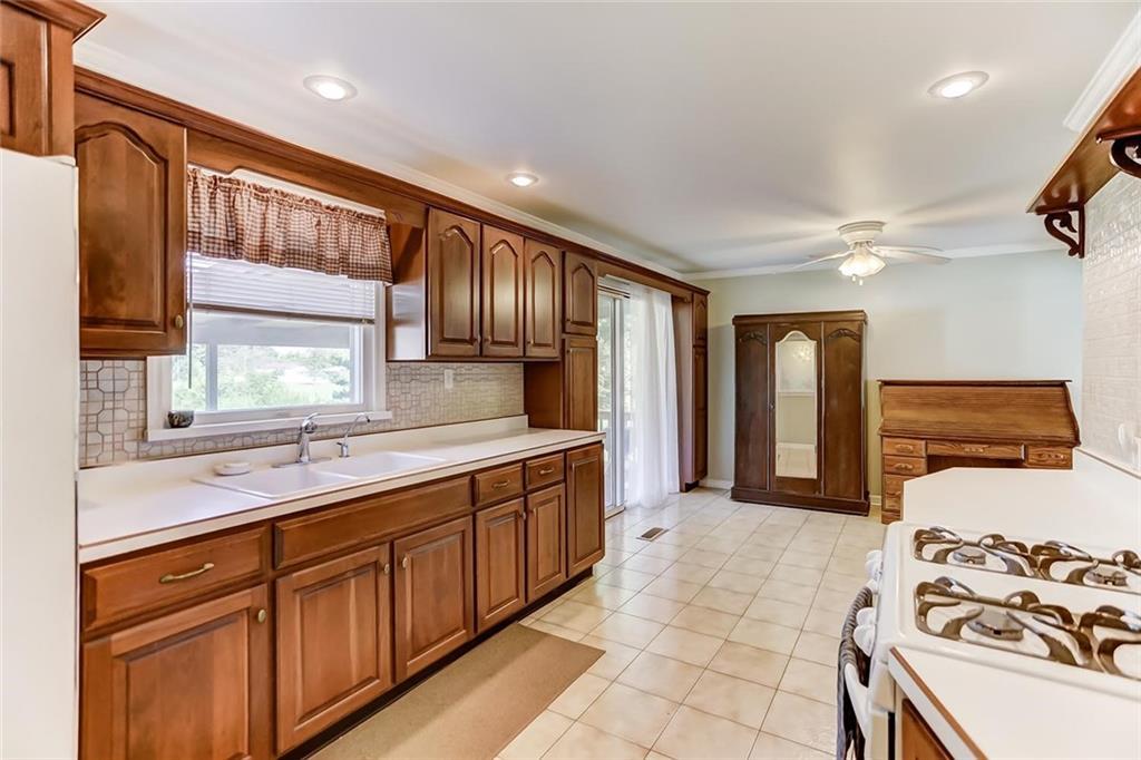 2925 Springfield Jamestown Road Springfield, OH 45506 - Photo 13 of 47