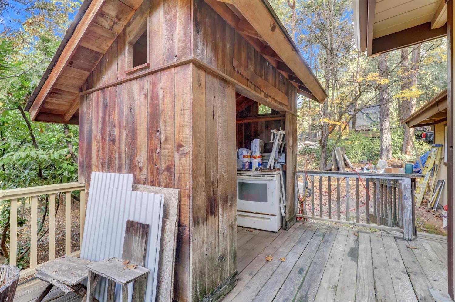 10046 Smith Road Grass Valley, CA 95949 - Photo 49 of 52 a view of outdoor space deck and backyard