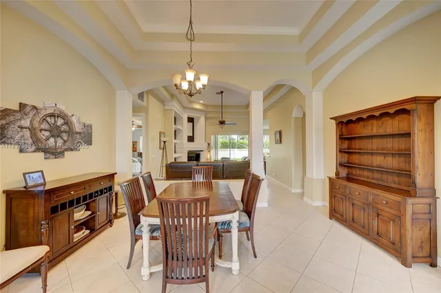 $750,000 | 7062 Brunswick Circle, Boynton Beach, FL 33472