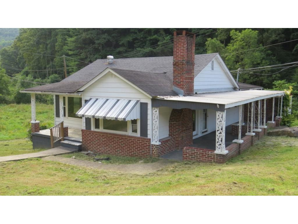 9027 Birchfield Road Pound, VA 24279 - Photo 1 of 36 Front View