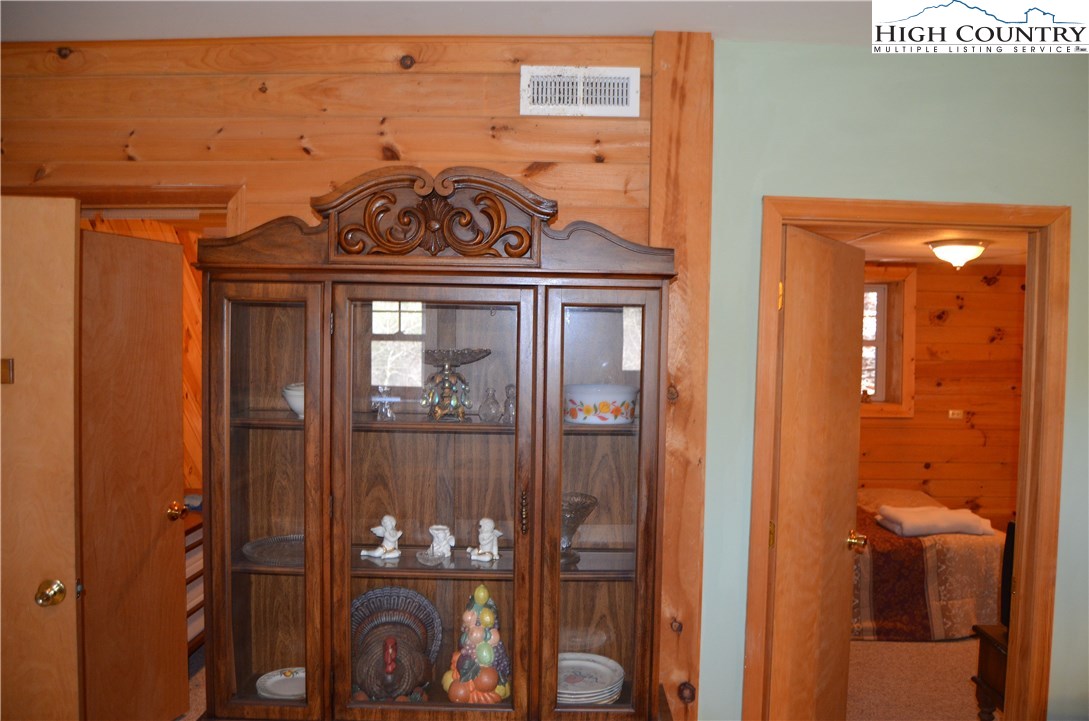 1982 Mast Gap Road Sugar Grove, NC 28679 - Photo 31 of 41 Gallery Image 31