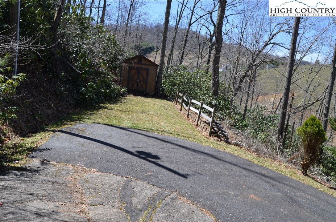 1982 Mast Gap Road Sugar Grove, NC 28679 - Photo 40 of 41 Gallery Image 40