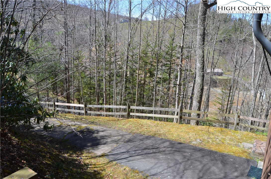 1982 Mast Gap Road Sugar Grove, NC 28679 - Photo 4 of 41 Gallery Image 4