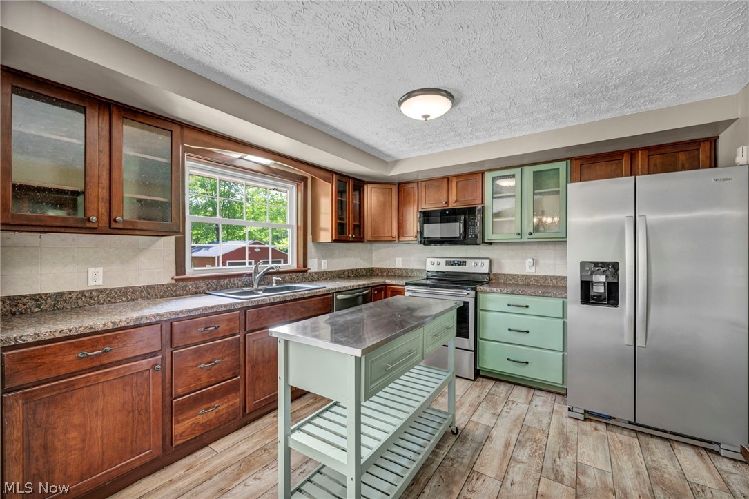 6407 Indian Point Road Painesville, OH 44077 - Photo 12 of 50