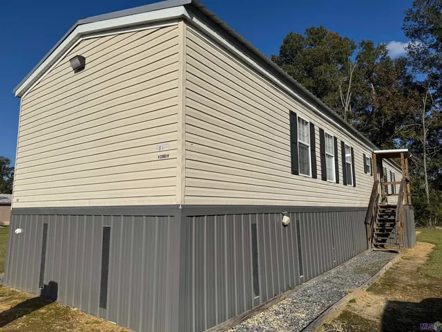 $1,350 | 31693 North Corbin Road, Walker, LA 70785