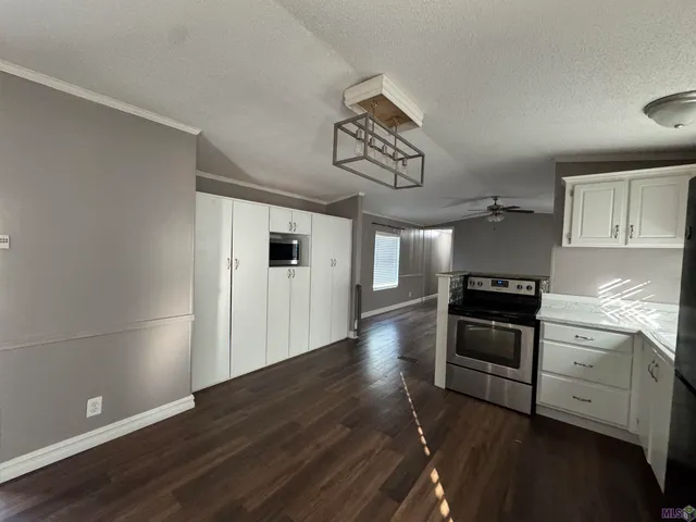 $1,350 | 31693 North Corbin Road, Walker, LA 70785