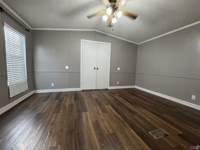 $1,350 | 31693 North Corbin Road, Walker, LA 70785