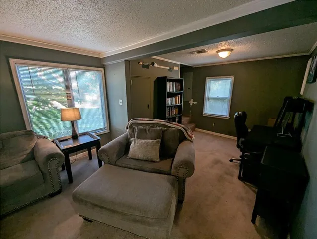 $230,000 | 9719 West 53rd Street, Shawnee, KS 66203