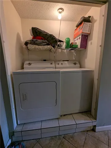 $230,000 | 9719 West 53rd Street, Shawnee, KS 66203