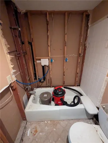 $230,000 | 9719 West 53rd Street, Shawnee, KS 66203