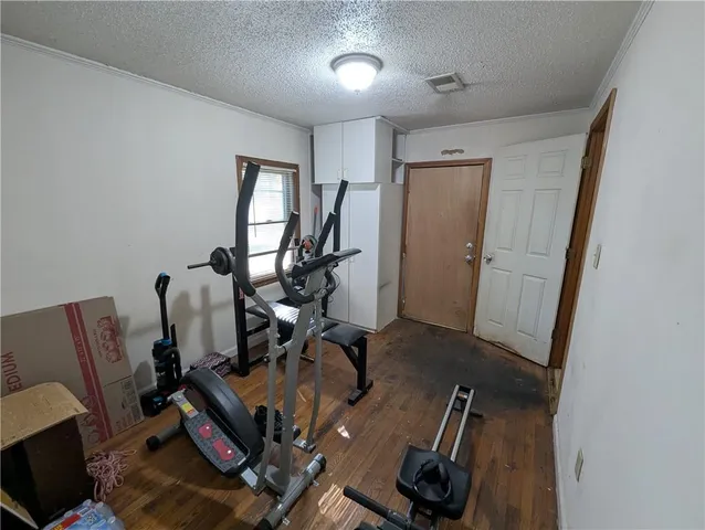 $230,000 | 9719 West 53rd Street, Shawnee, KS 66203