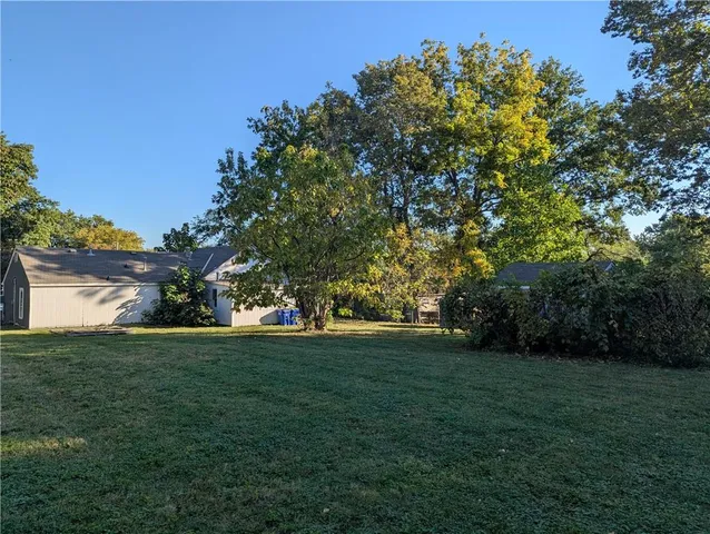 $230,000 | 9719 West 53rd Street, Shawnee, KS 66203