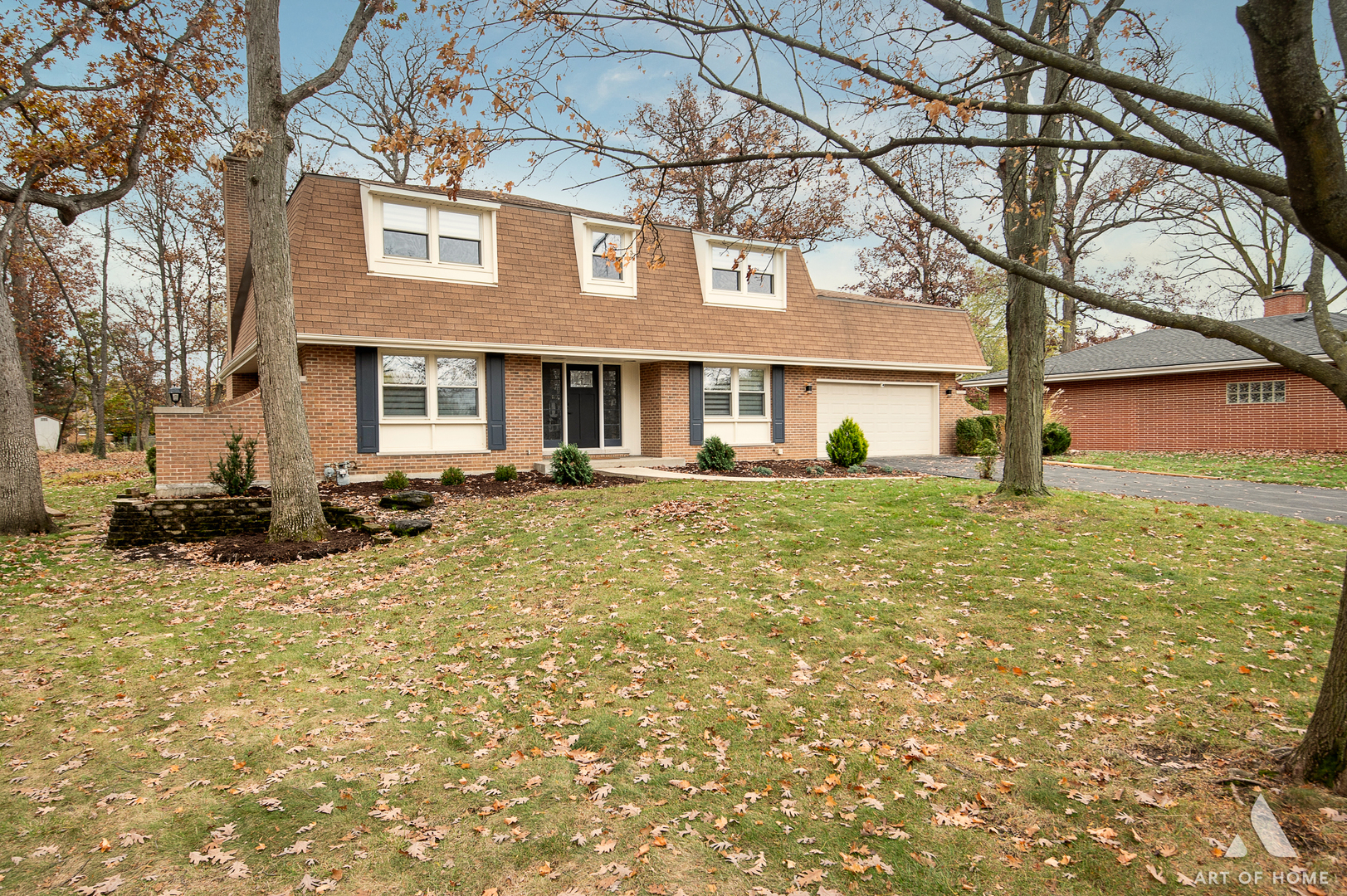 421 North Cardinal Avenue Addison, IL 60101 - Photo 1 of 68 Gallery Image 1
