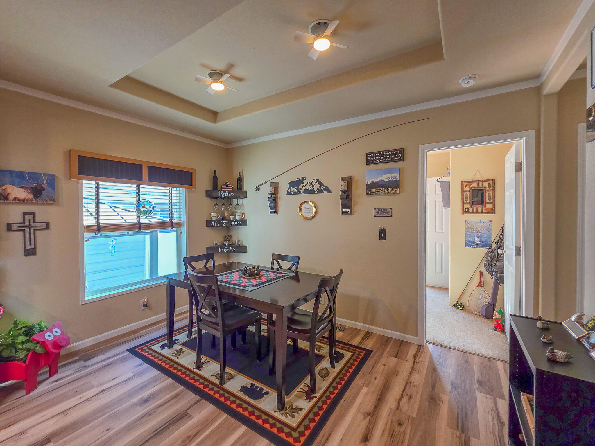 537 Thompson Creek Road, Unit 16 Jacksonville, OR 97530 - Photo 12 of 30 a dining room with furniture and window