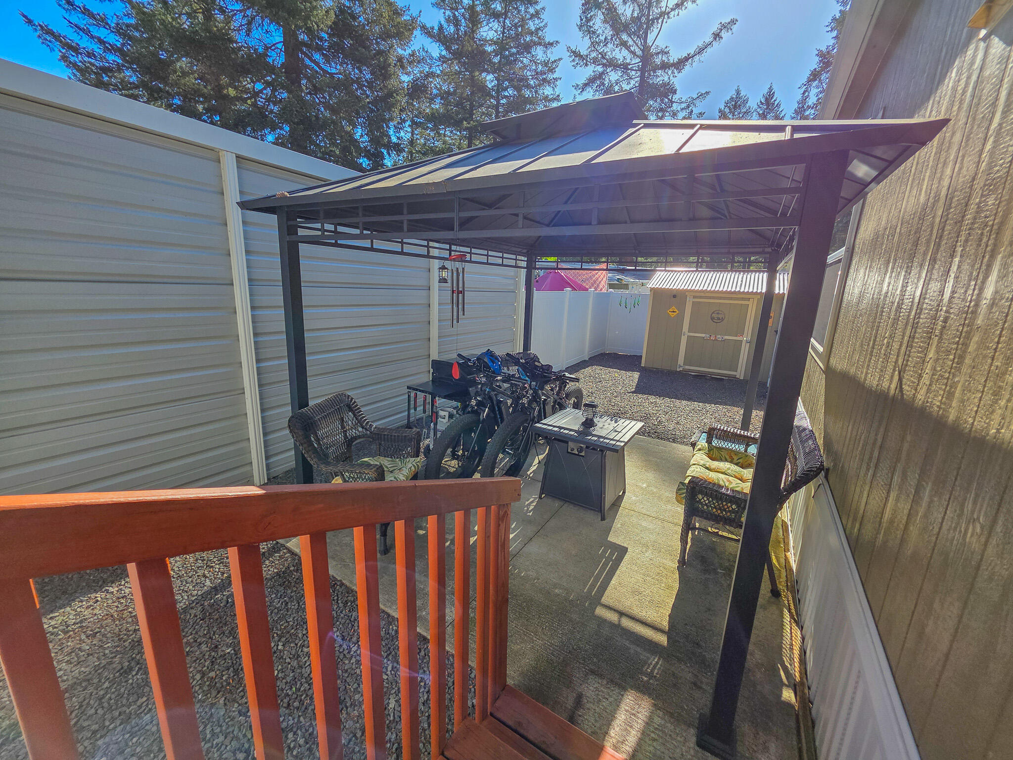 537 Thompson Creek Road, Unit 16 Jacksonville, OR 97530 - Photo 24 of 30 a view of a porch with furniture