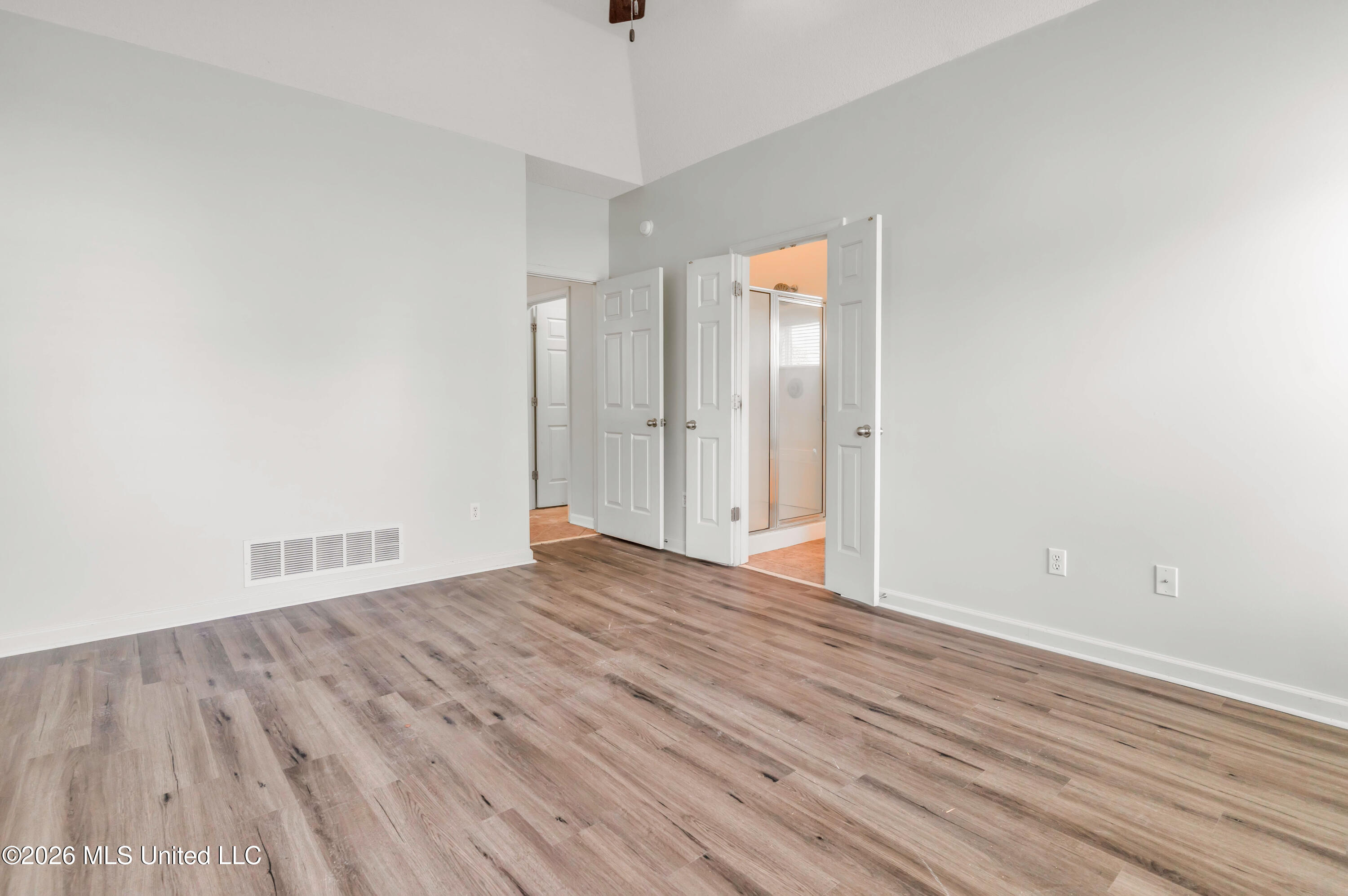 8961 Sweet Flag Loop Southaven, MS 38671 - Photo 15 of 24 IMG_4715