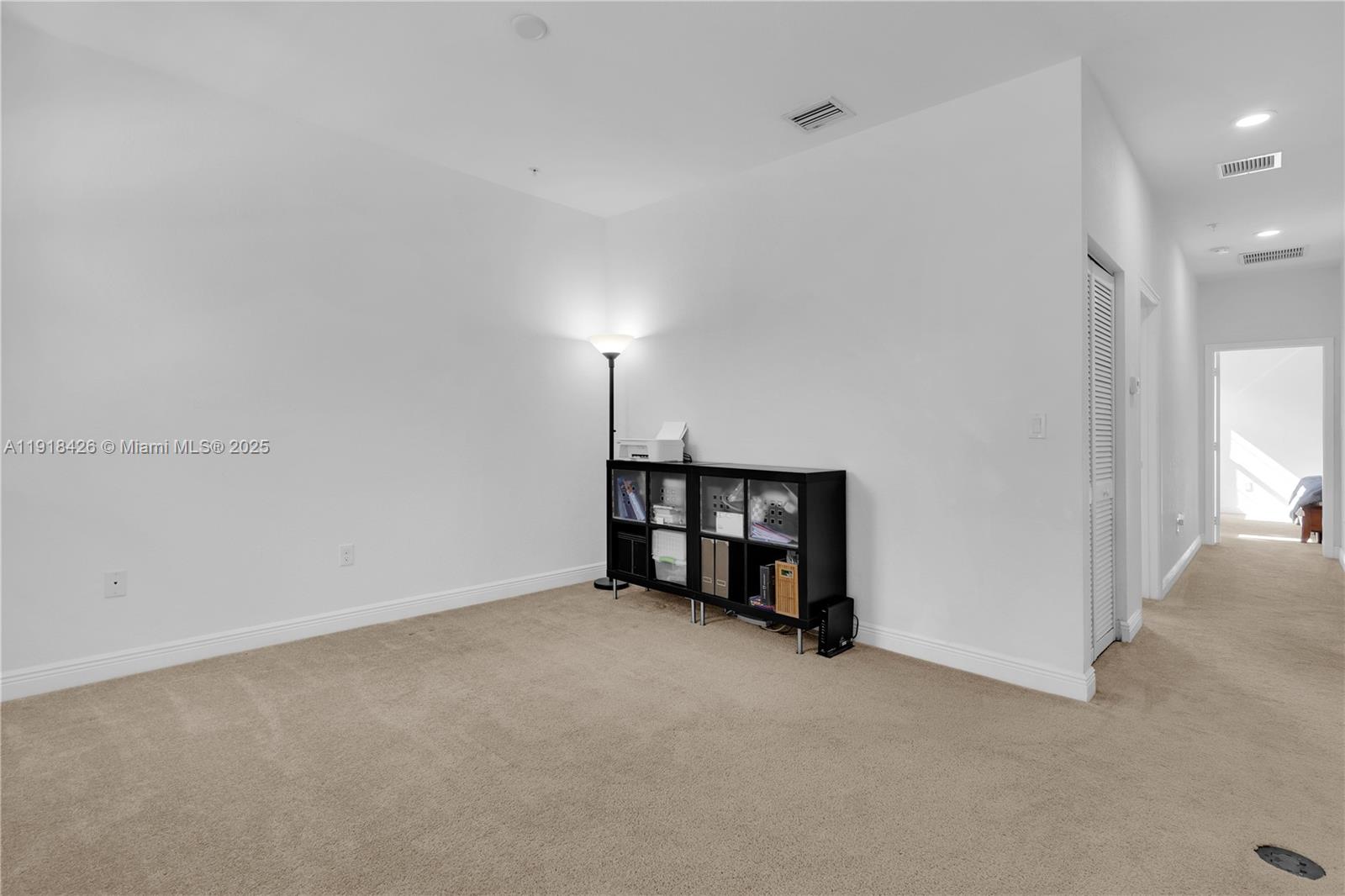 1516 Southwest 147th Avenue Pembroke Pines, FL 33027 - Photo 12 of 29