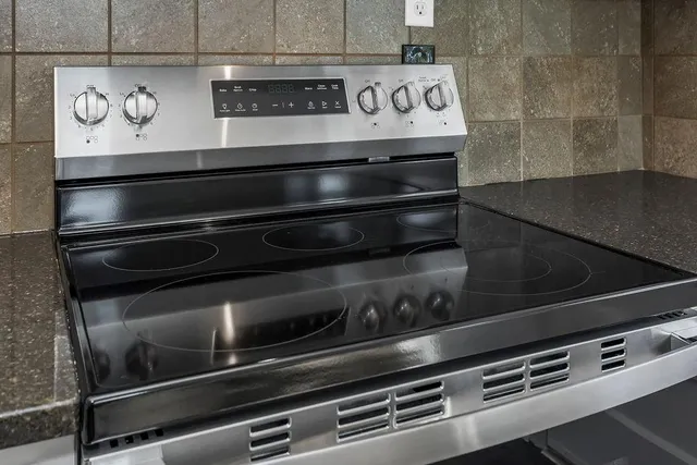 $335,000 | 7041 Russell Street, Overland Park, KS 66204