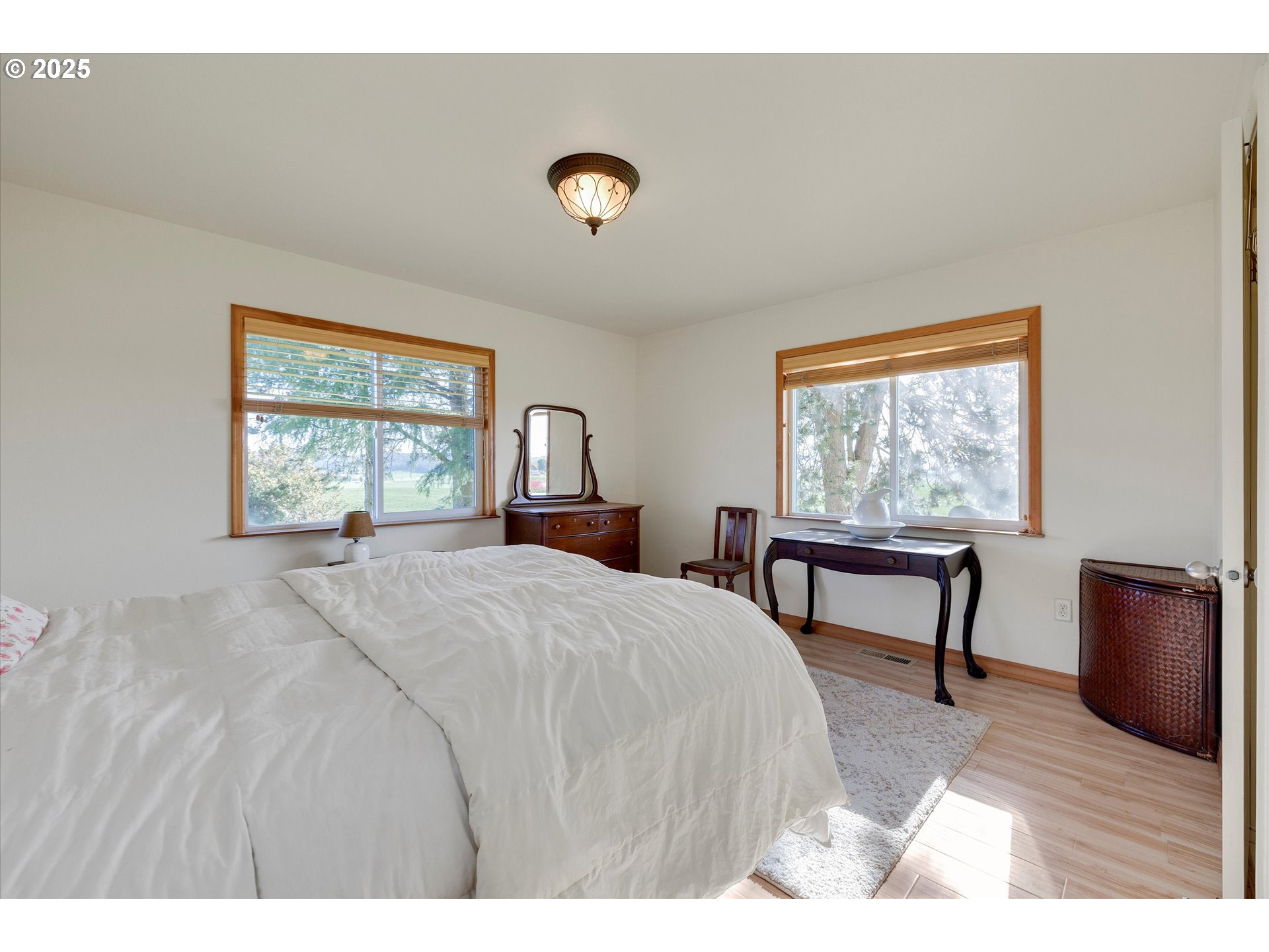 9030 Northwest Pike Road Yamhill, OR 97148 - Photo 20 of 48 Bedroom