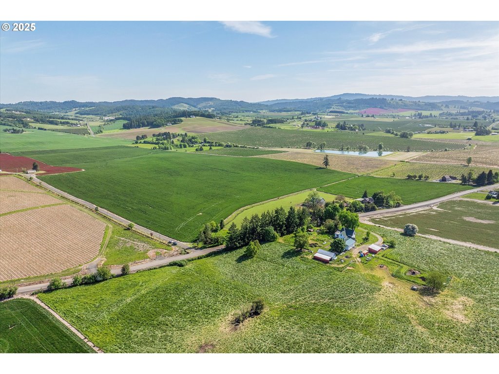 9030 Northwest Pike Road Yamhill, OR 97148 - Photo 31 of 48