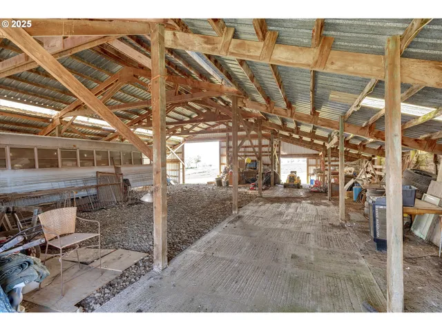 $3,400,000 | 9030 Northwest Pike Road, Yamhill, OR 97148