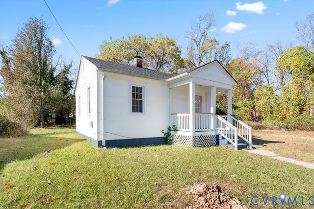 a view of outdoor space with trees