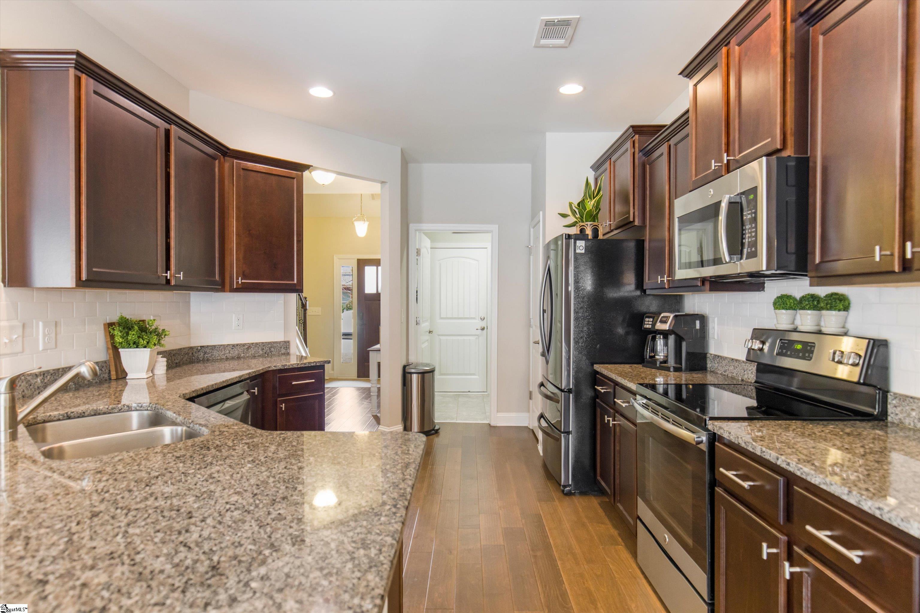 504 Bridgetowne Court Lyman, SC 29365 - Photo 8 of 29