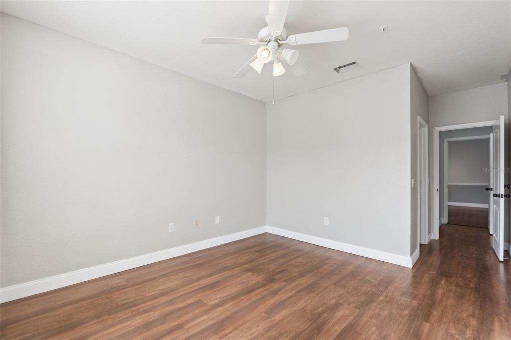 3325 South Kirkman Road, Unit 422 Orlando, FL 32811 - Photo 13 of 29