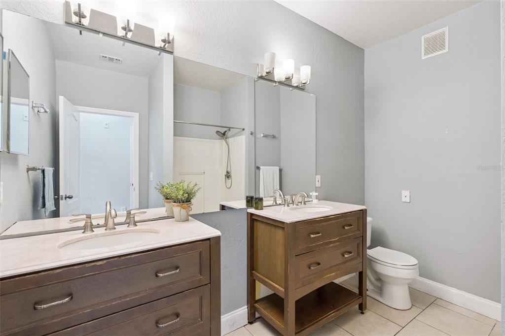 3325 South Kirkman Road, Unit 422 Orlando, FL 32811 - Photo 17 of 29