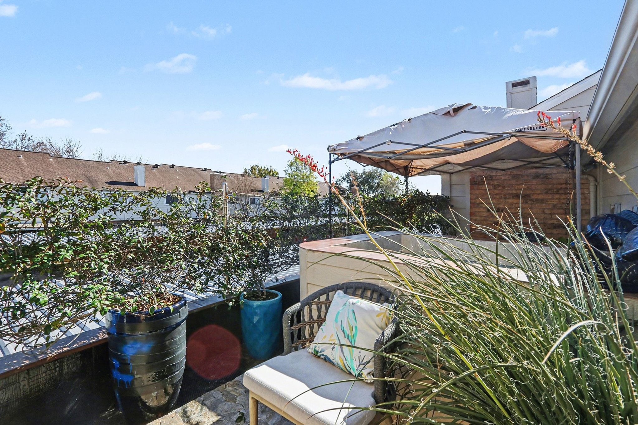 9407 Fondren Road Houston, TX 77074 - Photo 23 of 30 a view of balcony and patio