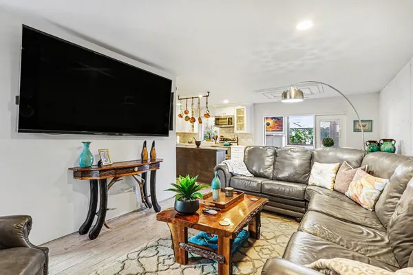 $160,000 | 9407 Fondren Road, Houston, TX 77074