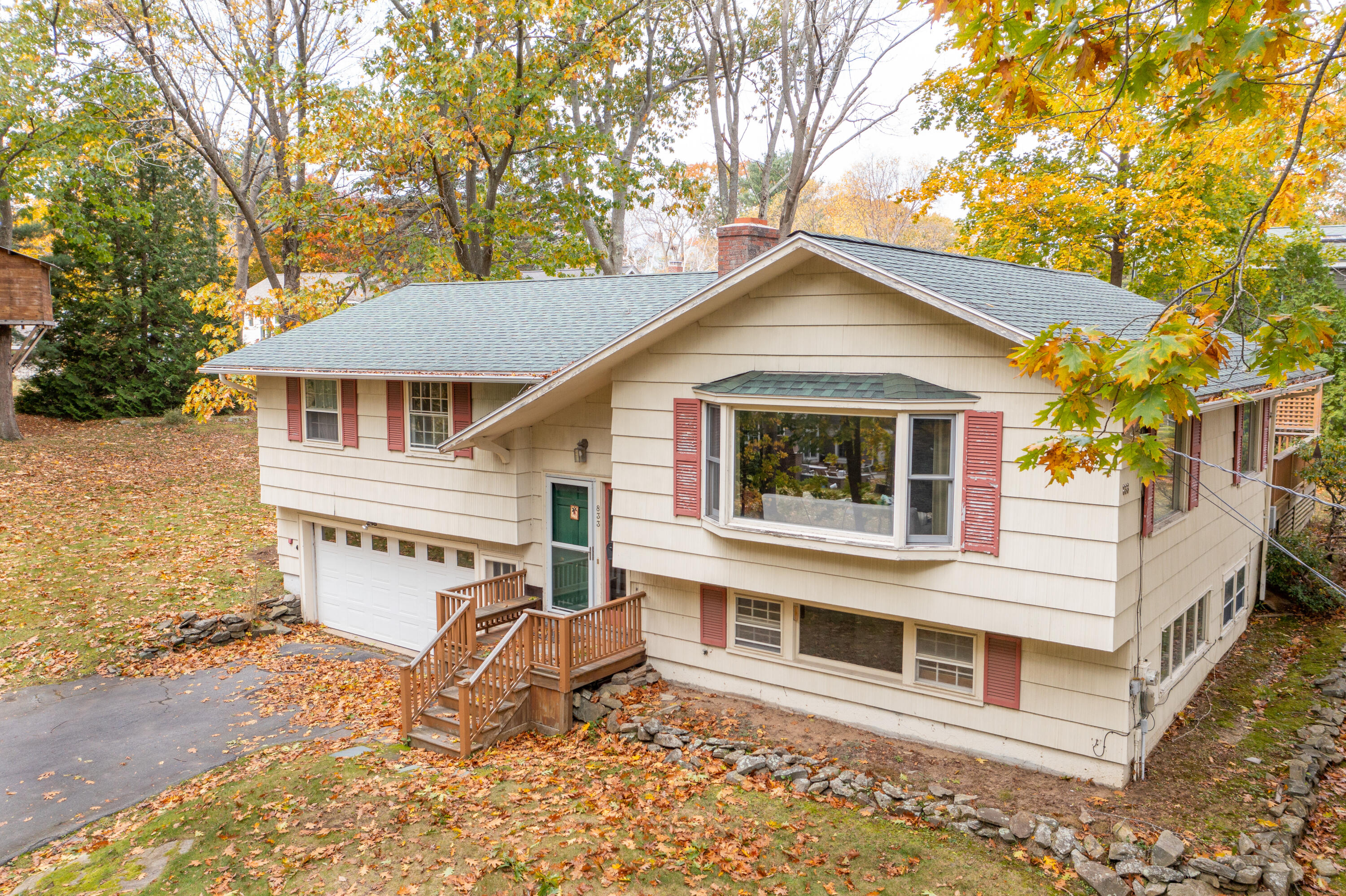833 Shore Road Cape Elizabeth, ME 04107 - Photo 2 of 28 833 Shore Rd