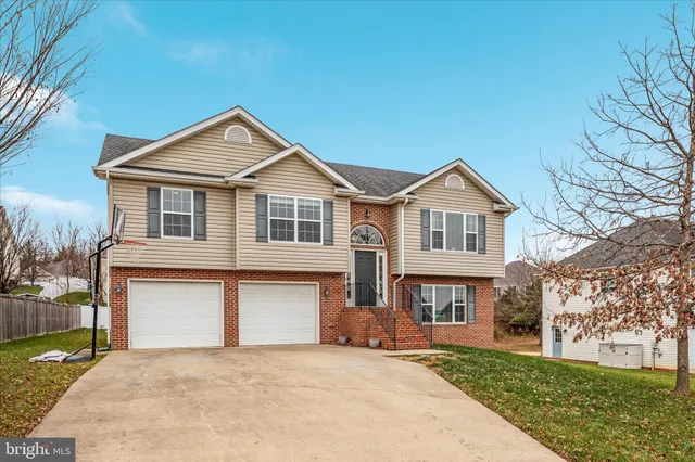 $425,000 | 1207 Oden Street, Front Royal, VA 22630