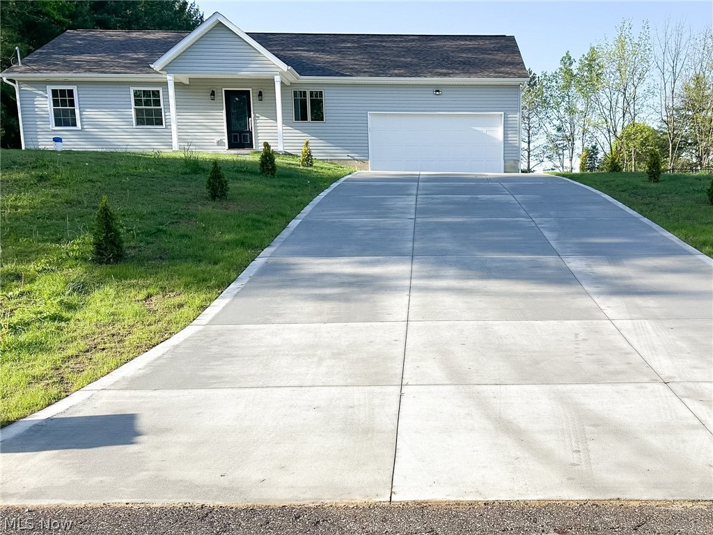 3654 Rolling Ridge Road Northeast Canton, OH 44721 - Photo 1 of 18