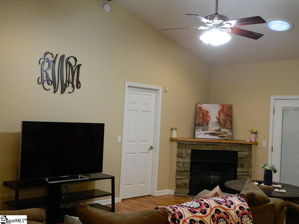 234 Meldau Road Seneca, SC 29678 - Photo 8 of 33 Gallery Image 8