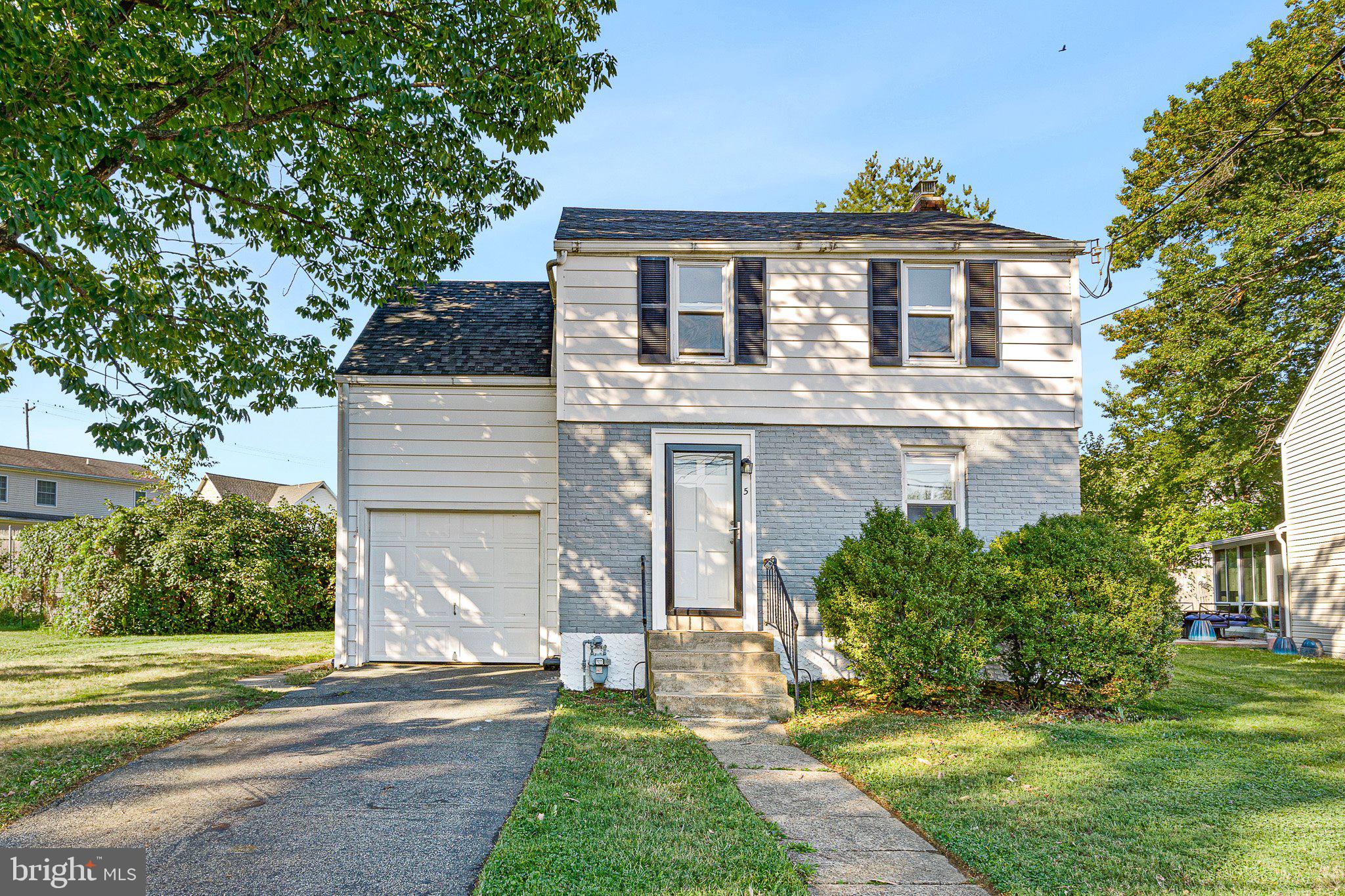 5 Alvil Road Wilmington, DE 19805 - Photo 1 of 20 Gallery Image 1