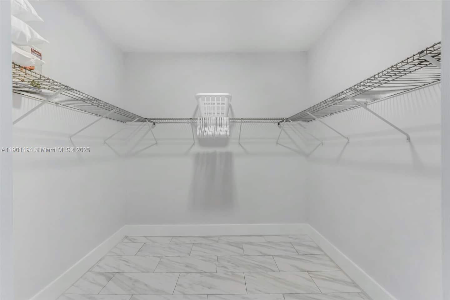 211 Southwest 4 Avenue Hallandale Beach, FL 33009 - Photo 19 of 25 a view of a small room