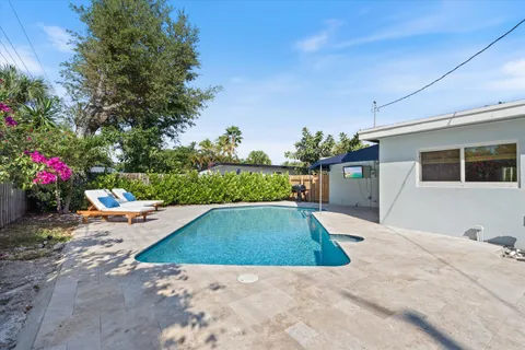 $4,600 | 4921 Northeast 23rd Avenue, Lighthouse Point, FL 33064