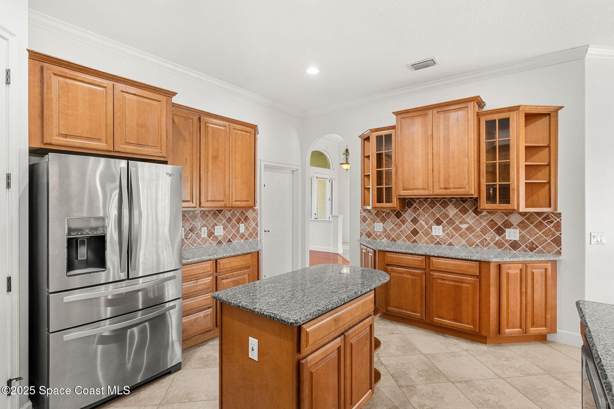 4034 Waterloo Place Melbourne, FL 32940 - Photo 22 of 57 Kitchen with Island